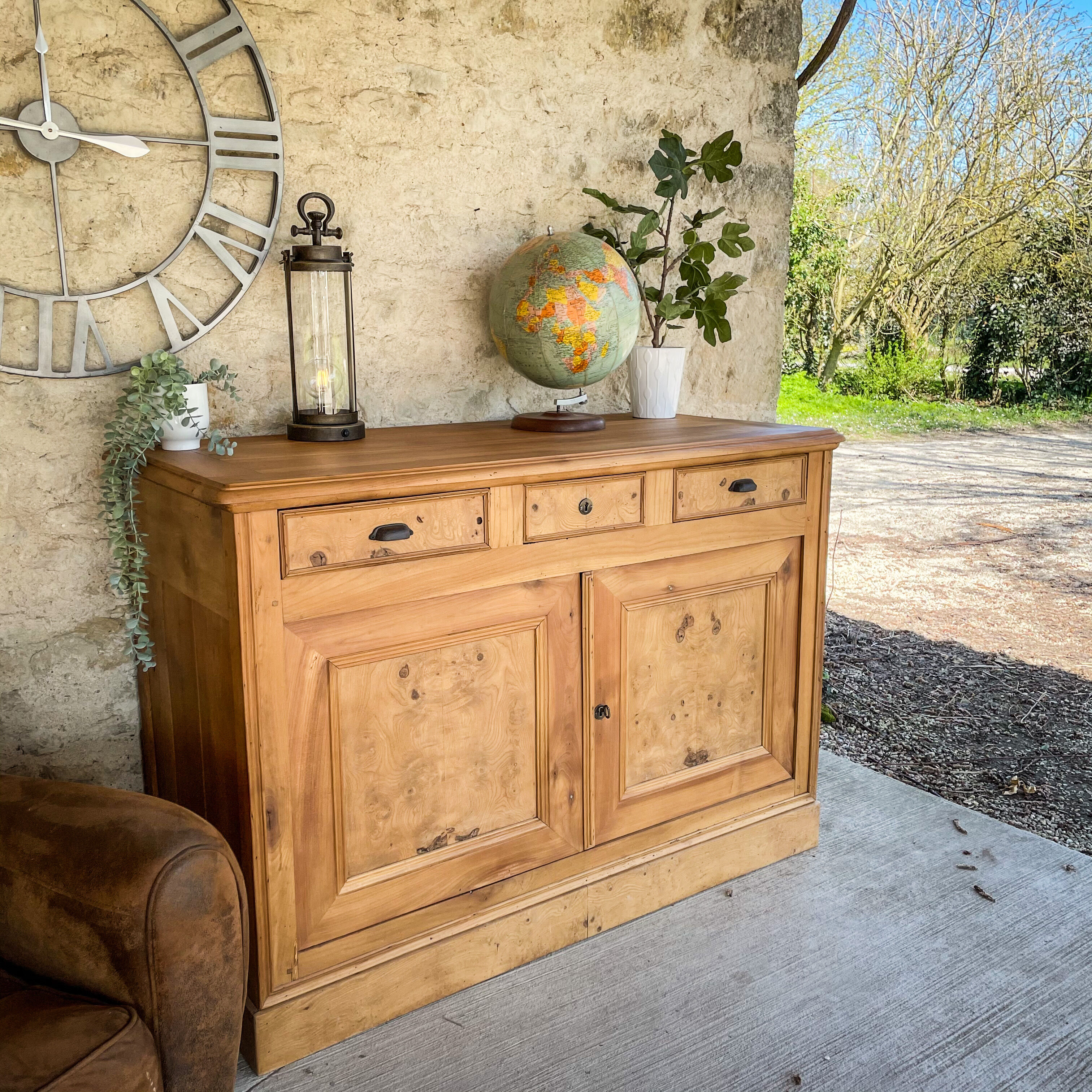 Buffet  louis Philippe loupe d'elme - cherry tree