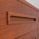 Danish mid century wide teak dresser with 8 drawers, 1960s