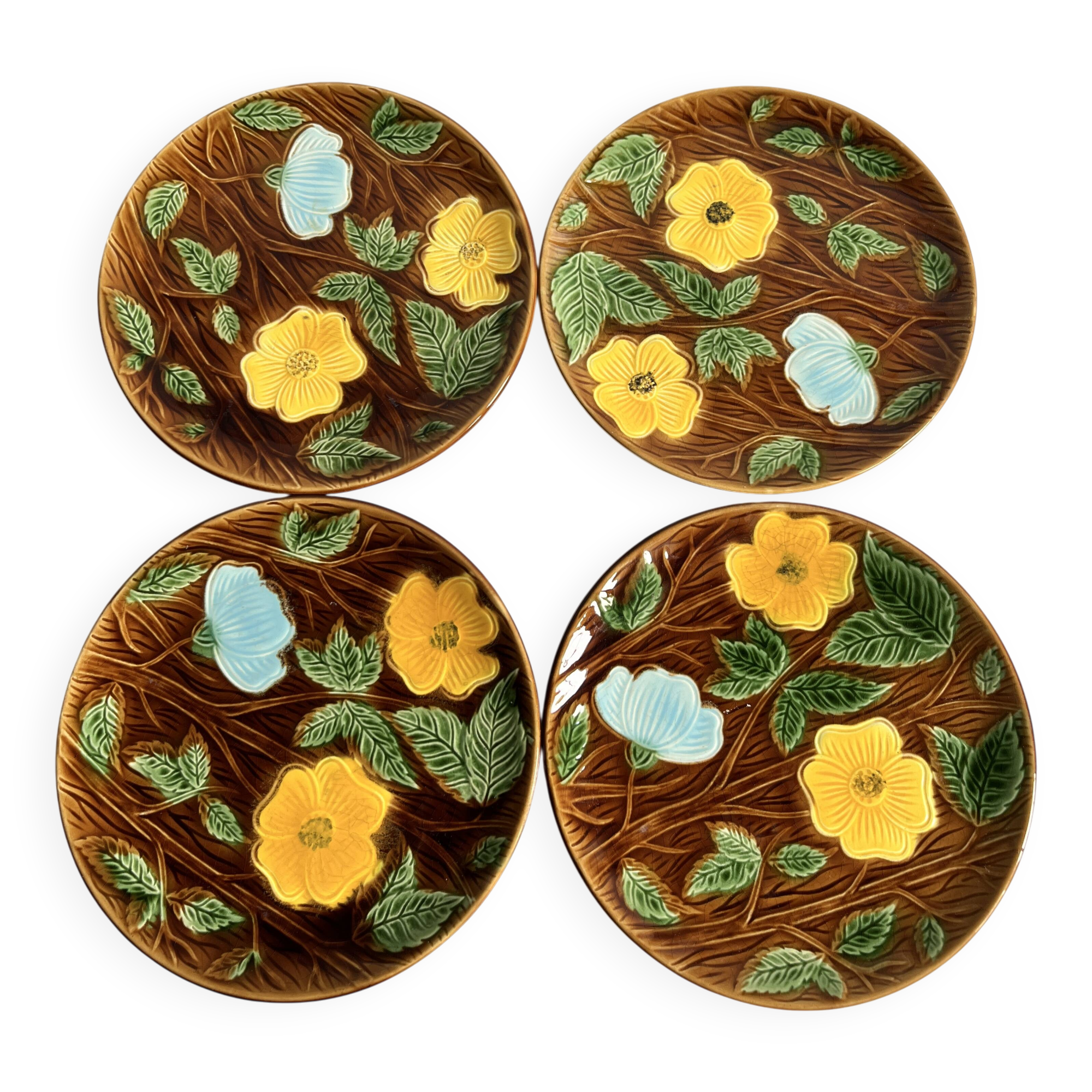 4 vintage Sarreguemines earthenware dessert plates