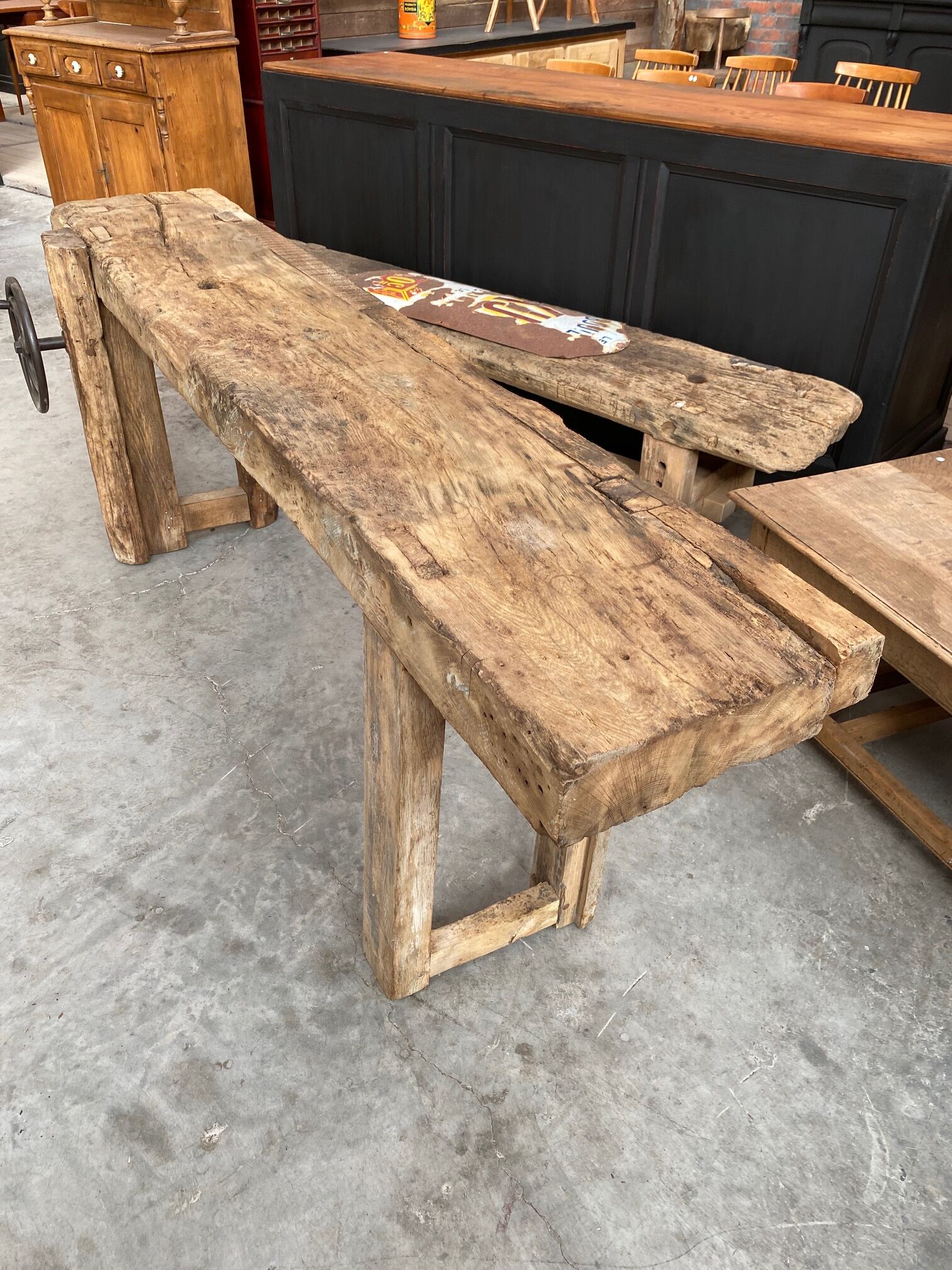 Old established console