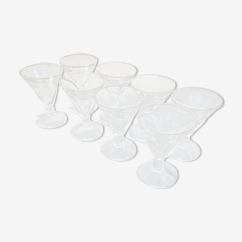 Lot de 8 coupes