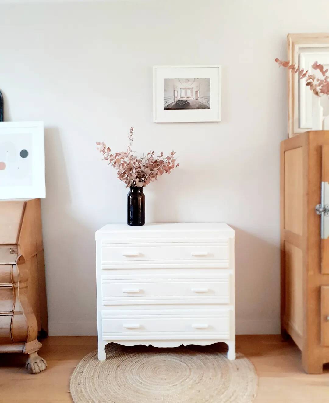 Retro chic chest of drawers