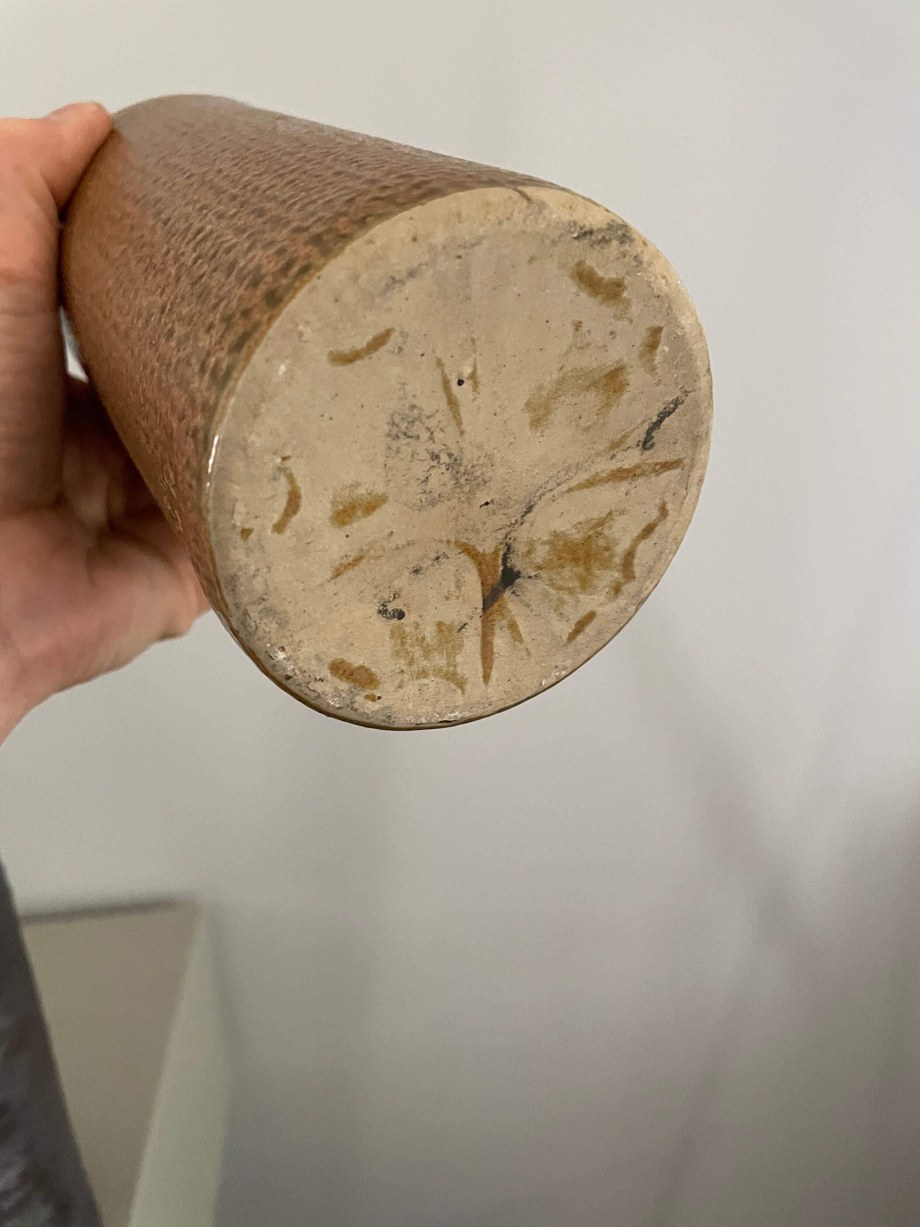 Lot de trois bouteilles en grès