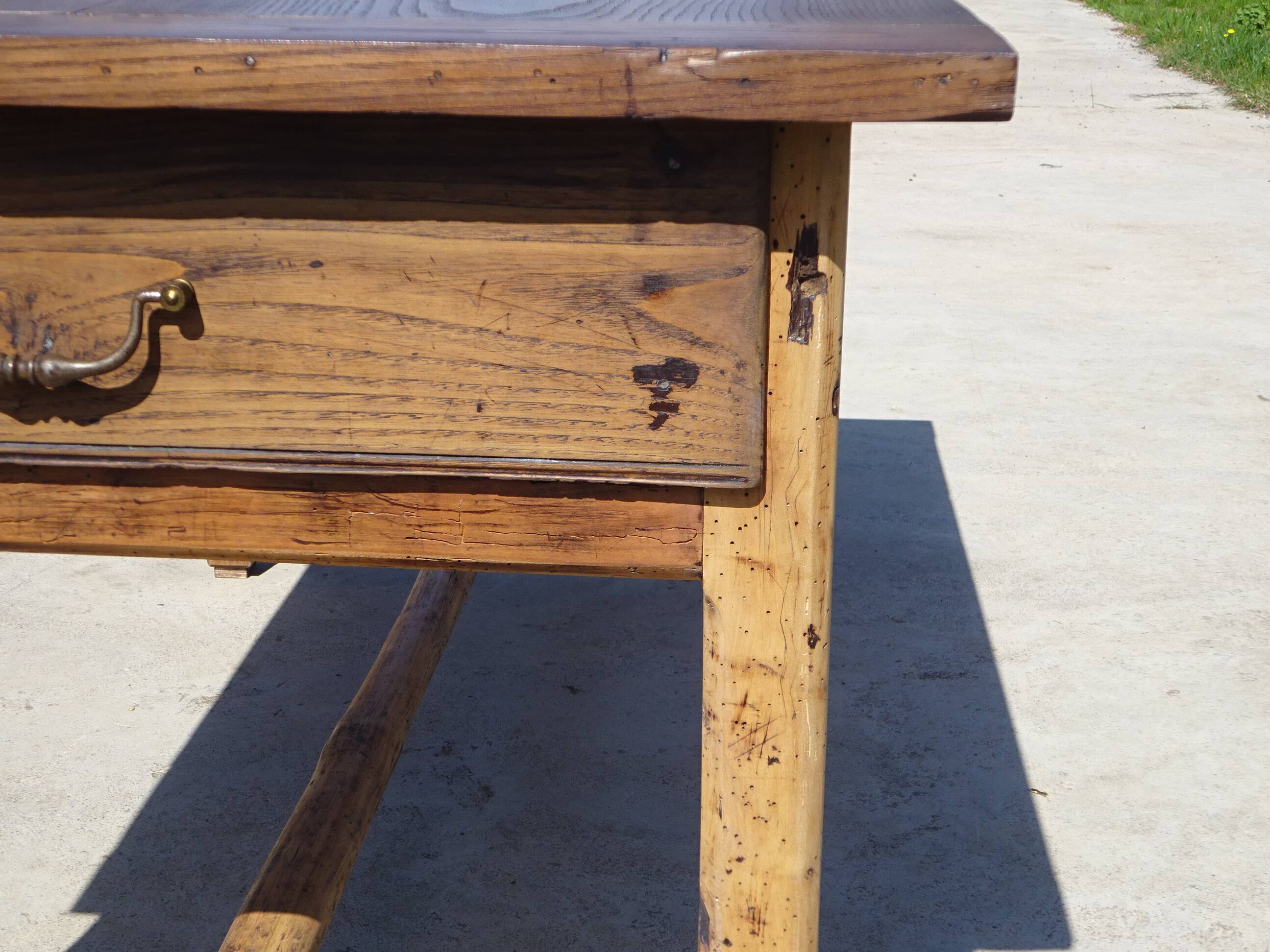 Ancienne table de ferme en chêne massif