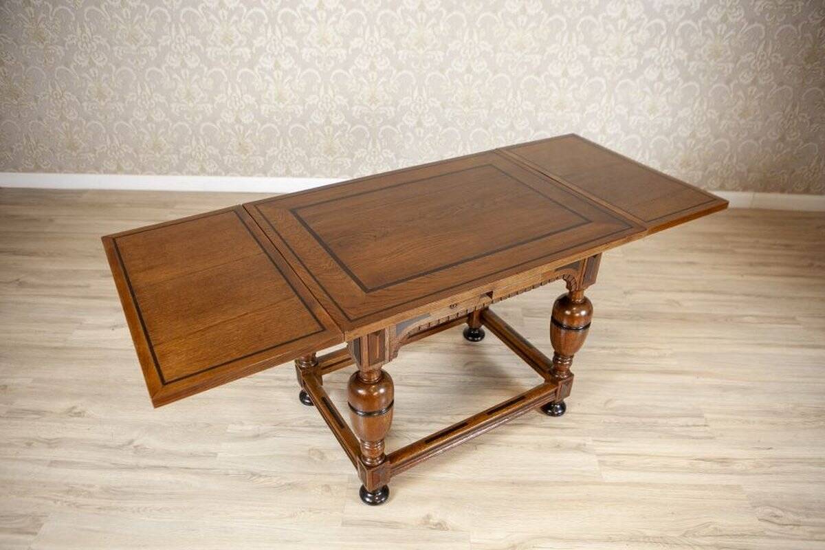 Dutch Extendable Oak Side Table, Late 19th Century