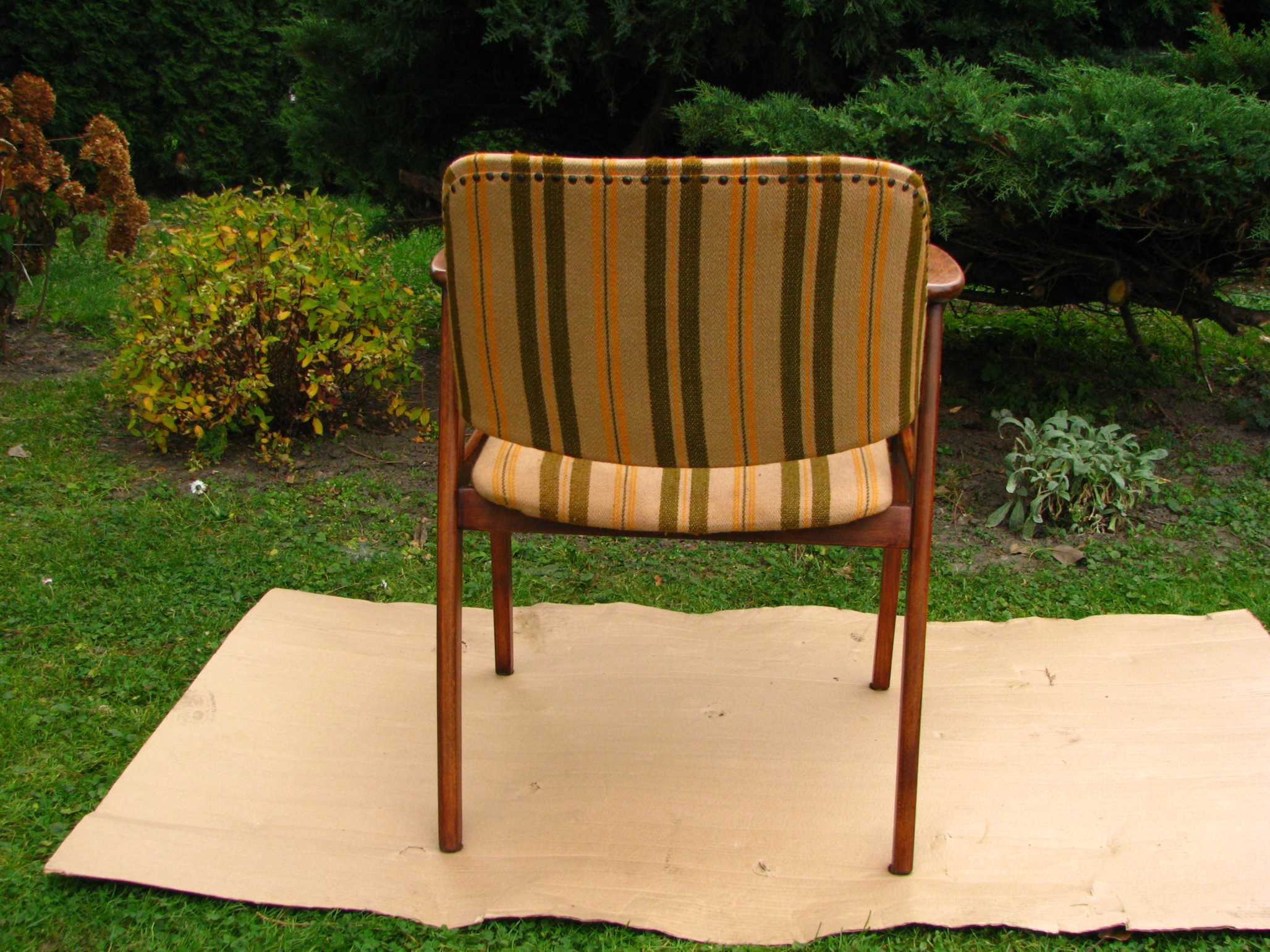 Scandinavian style desk chair