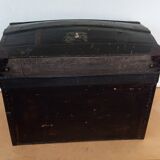 Travel trunk 1900