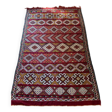 Handmade Moroccan Berber rug – unique artisan piece