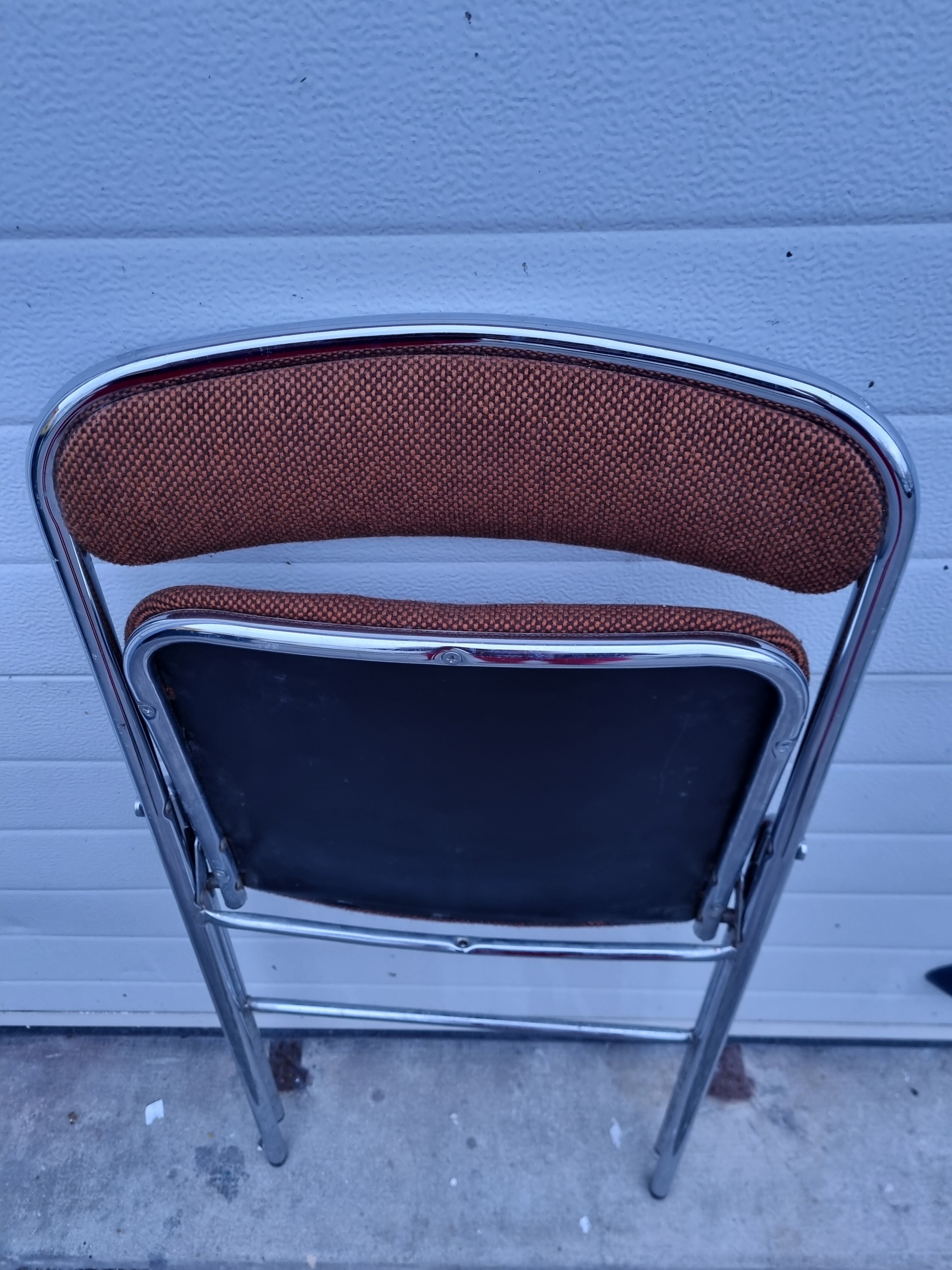 Folding chair from 1970