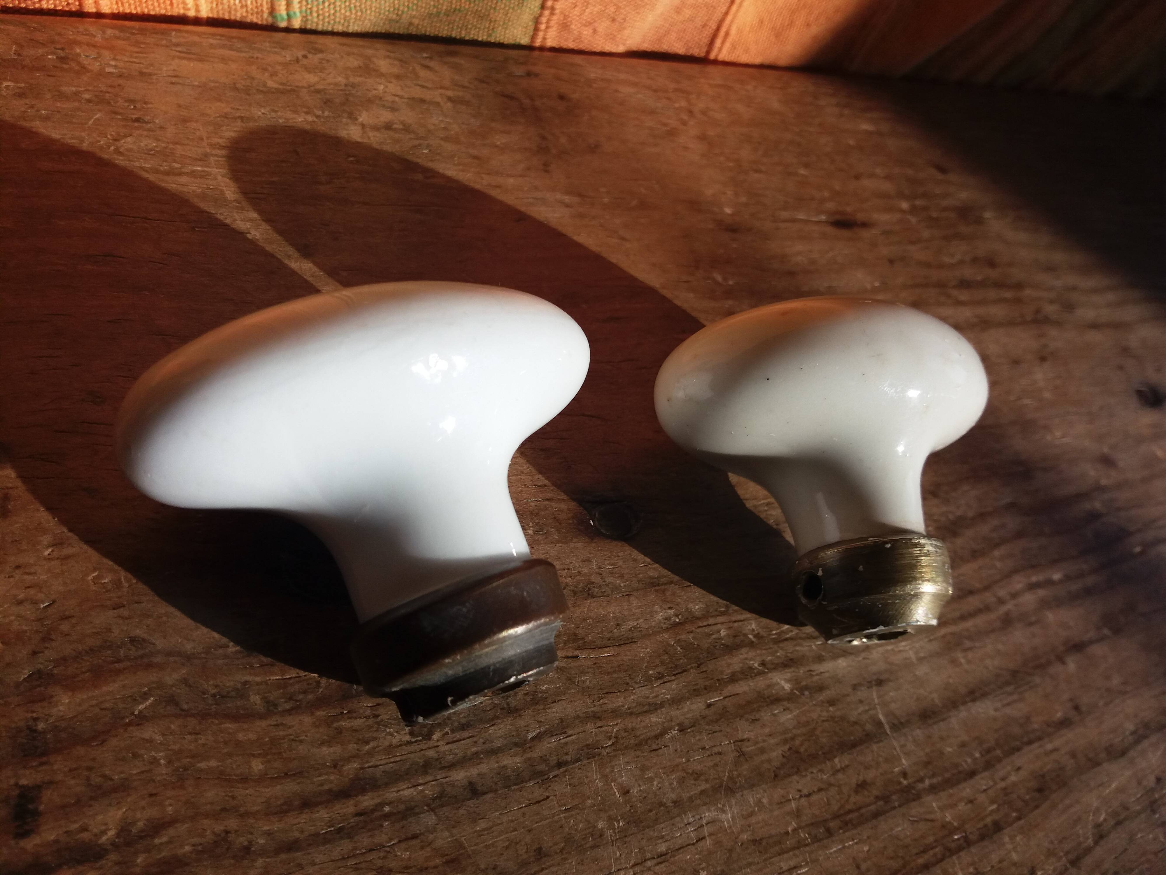 Porcelain door knob handles