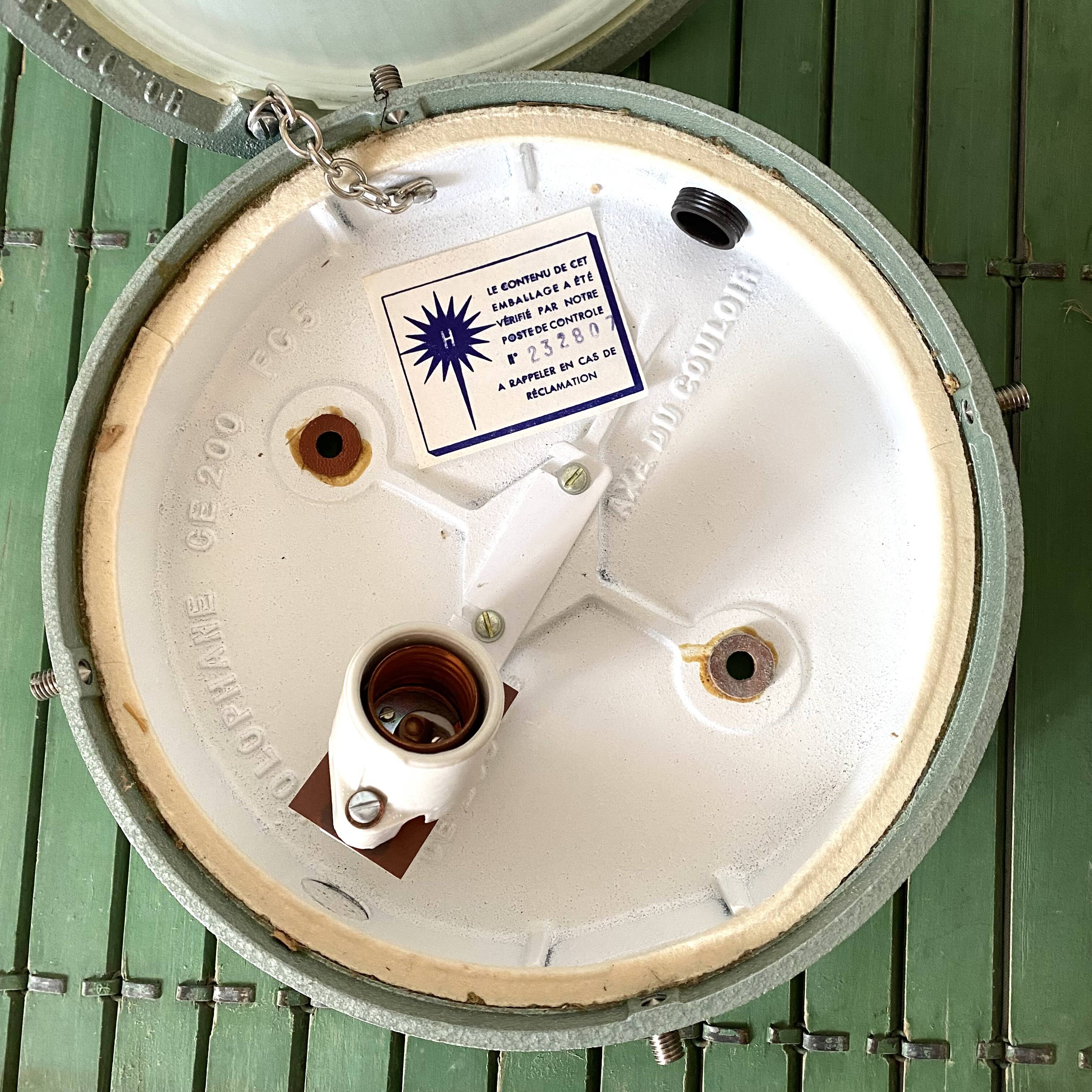 Holophane industrial ceiling light CE 200