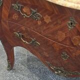Commode De Style Louix XV En Marqueterie