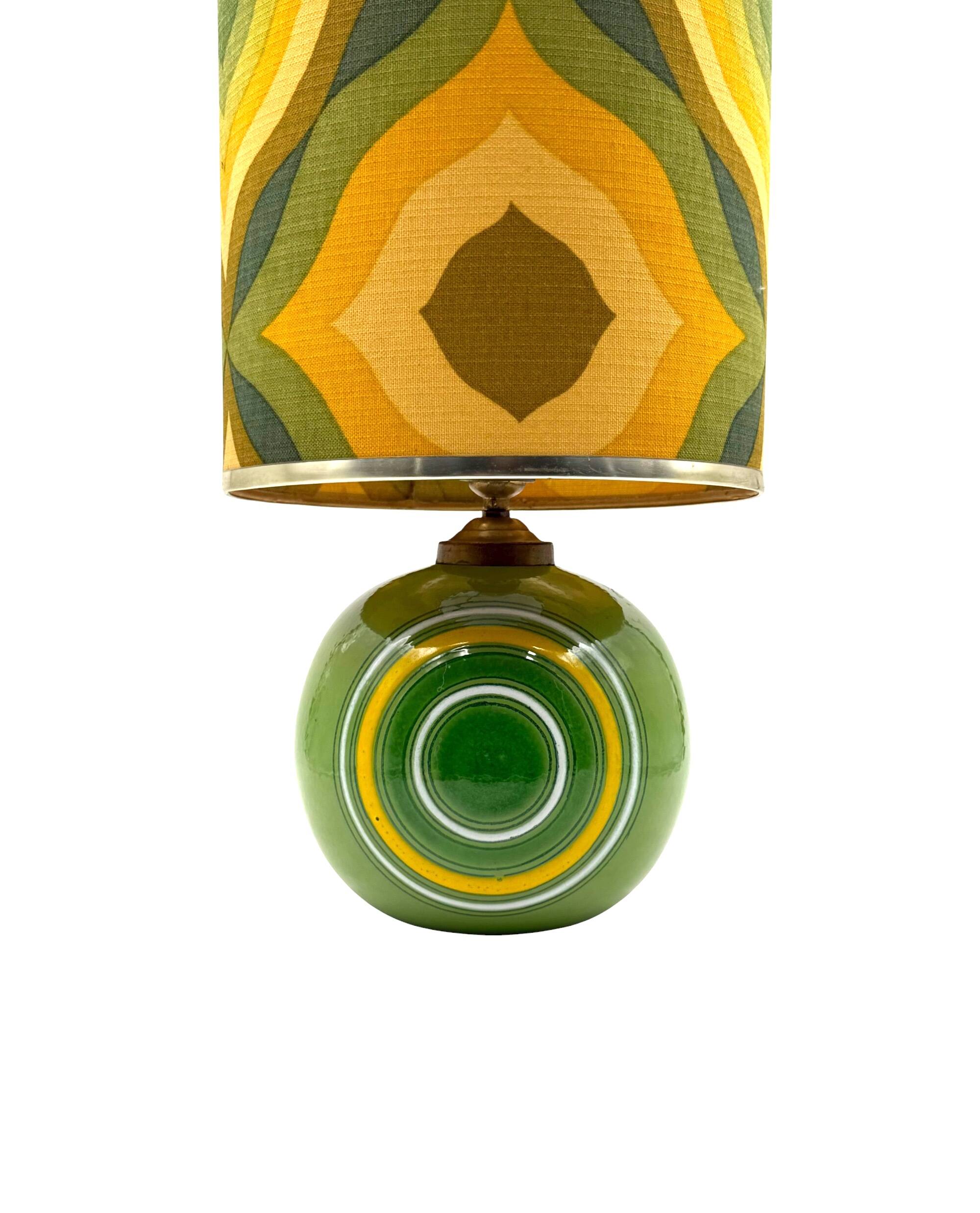 Space Age green ceramic table lamp, Italy 1960s