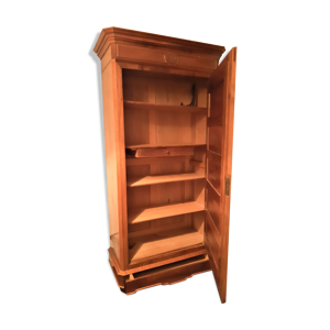 Armoire ancienne avec miroir