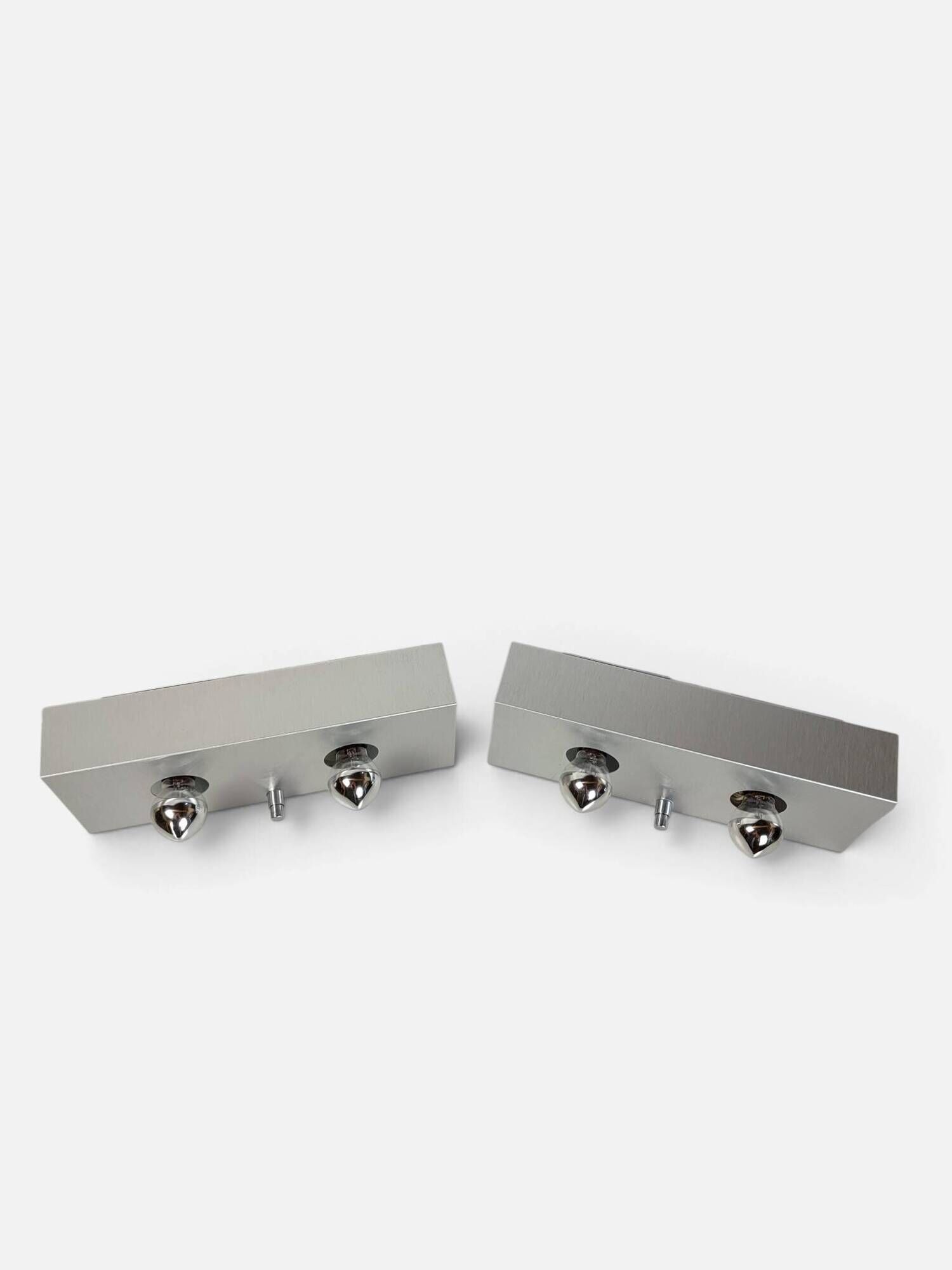 Pair of Space Age wall sconces in brushed aluminium – 1970s/80s