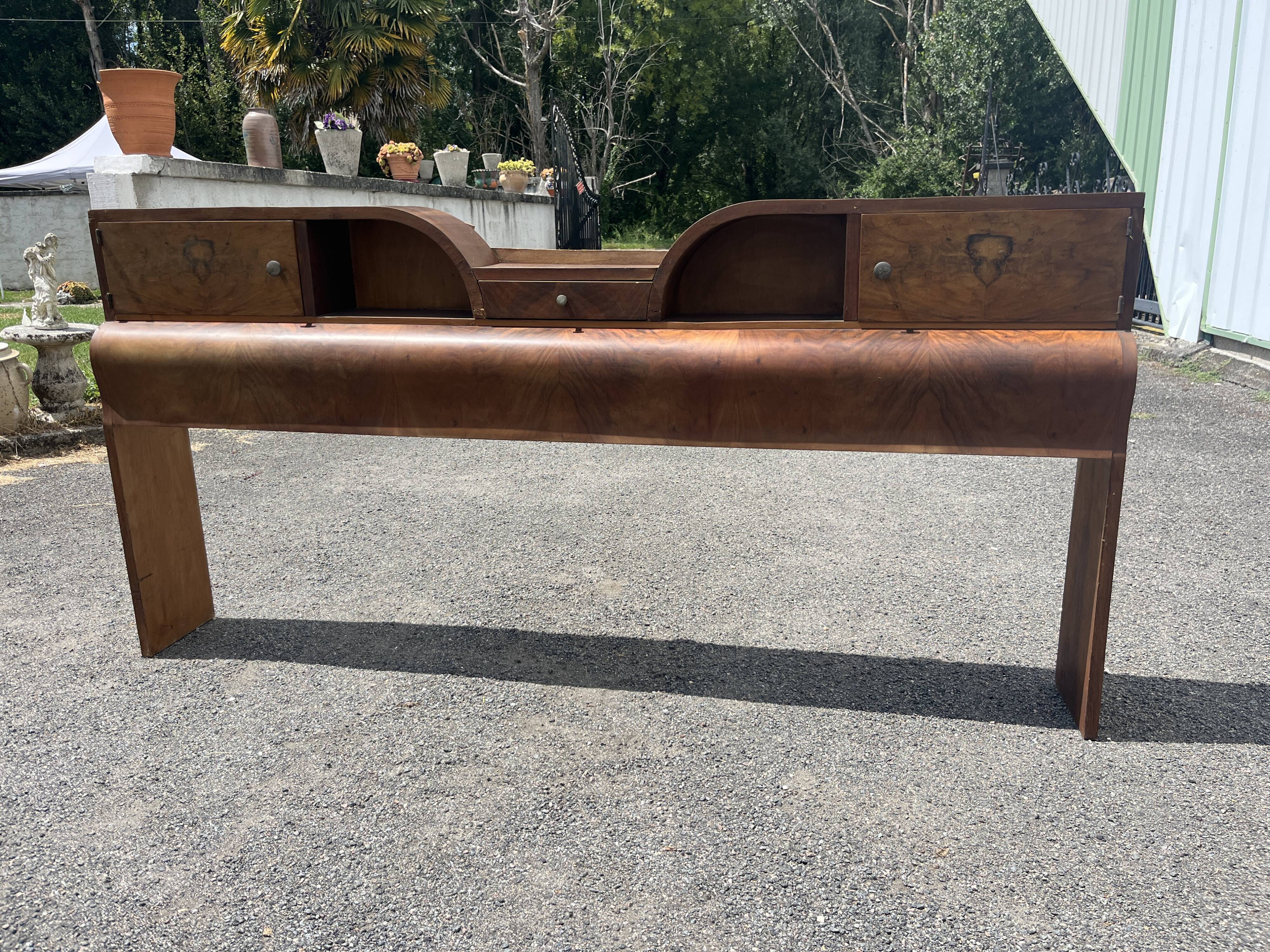 Art Deco Console Headboard in Walnut Veneer – 1930s