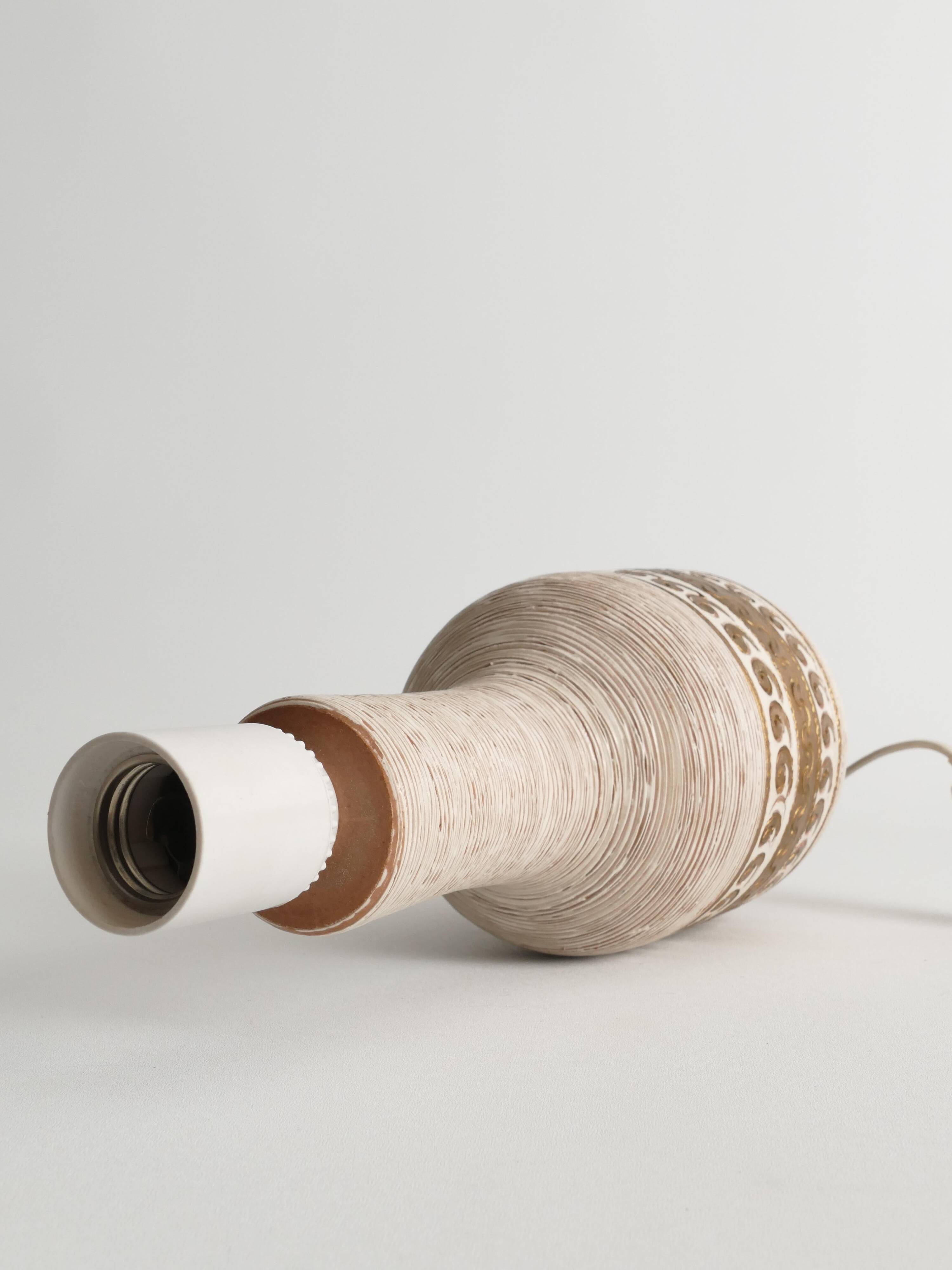 White and Gold Ceramic Table Lamp by Fratelli Fanciulacci, Italy 1970's