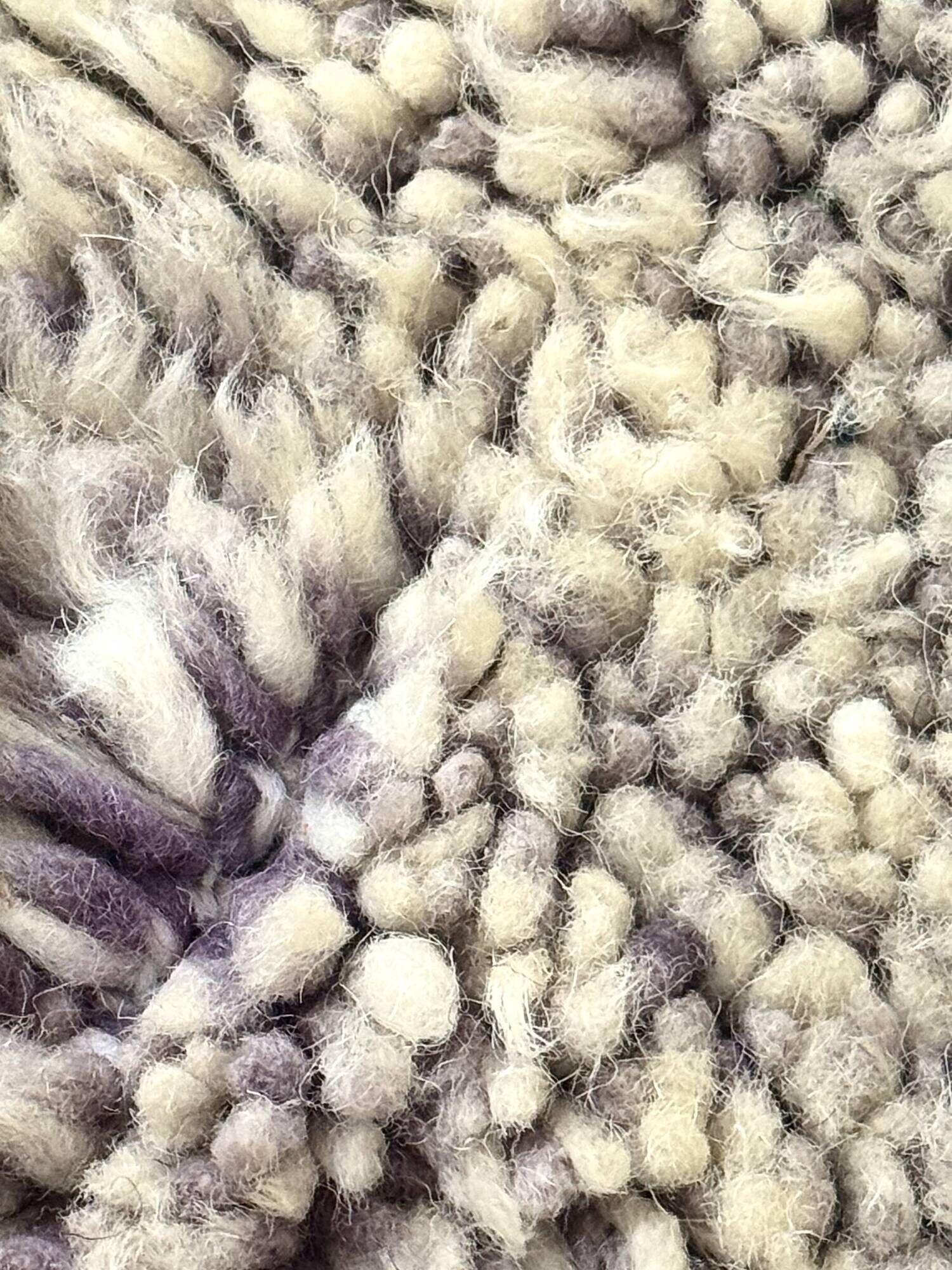 Thick vintage Berber rug, 100% handwoven sheep wool.