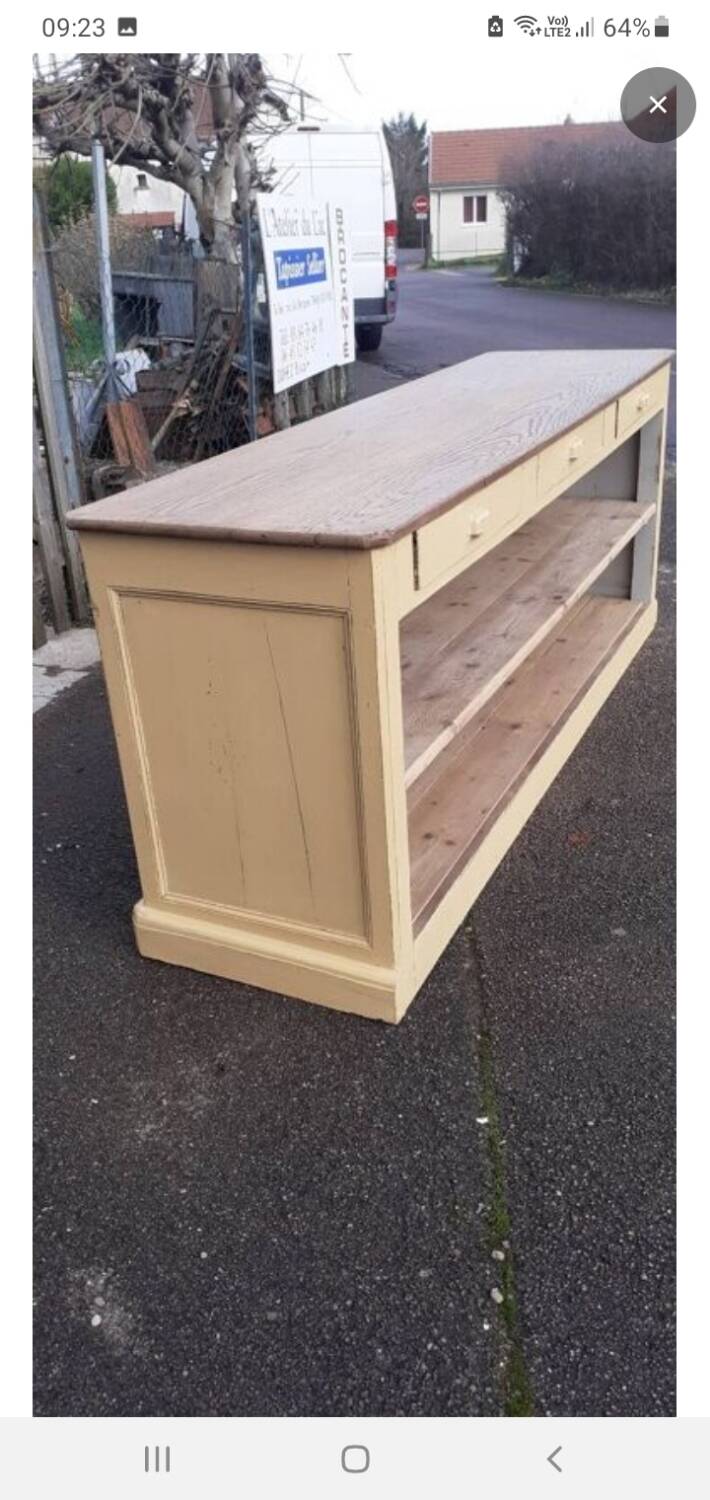 Counter trade furniture
