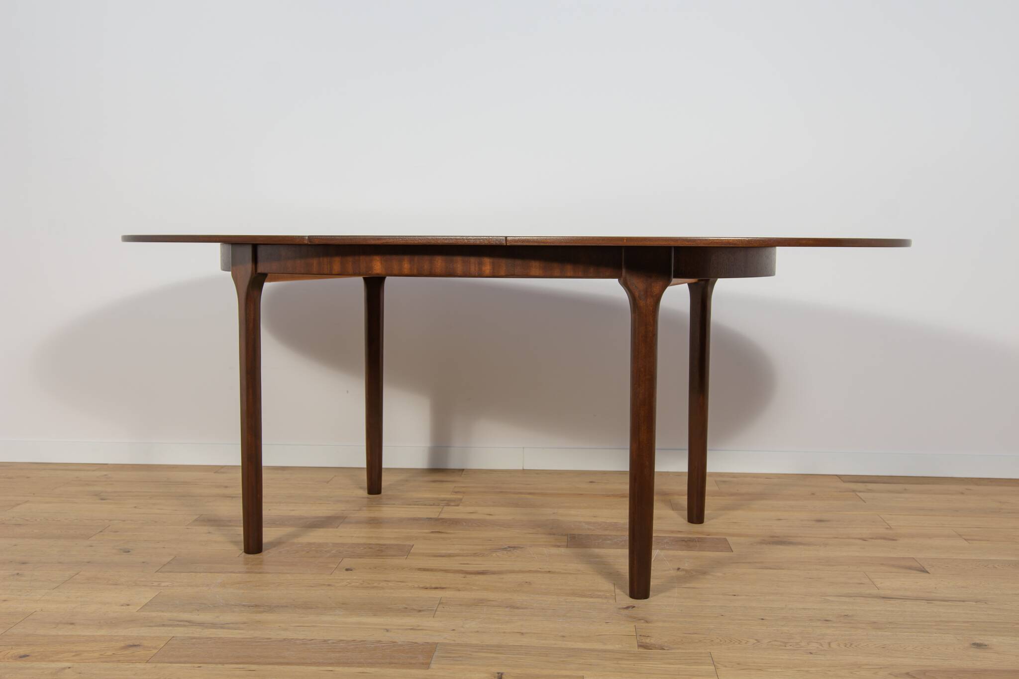 Mid-Century Oval Extendable Teak Dining Table from McIntosh, 1960s