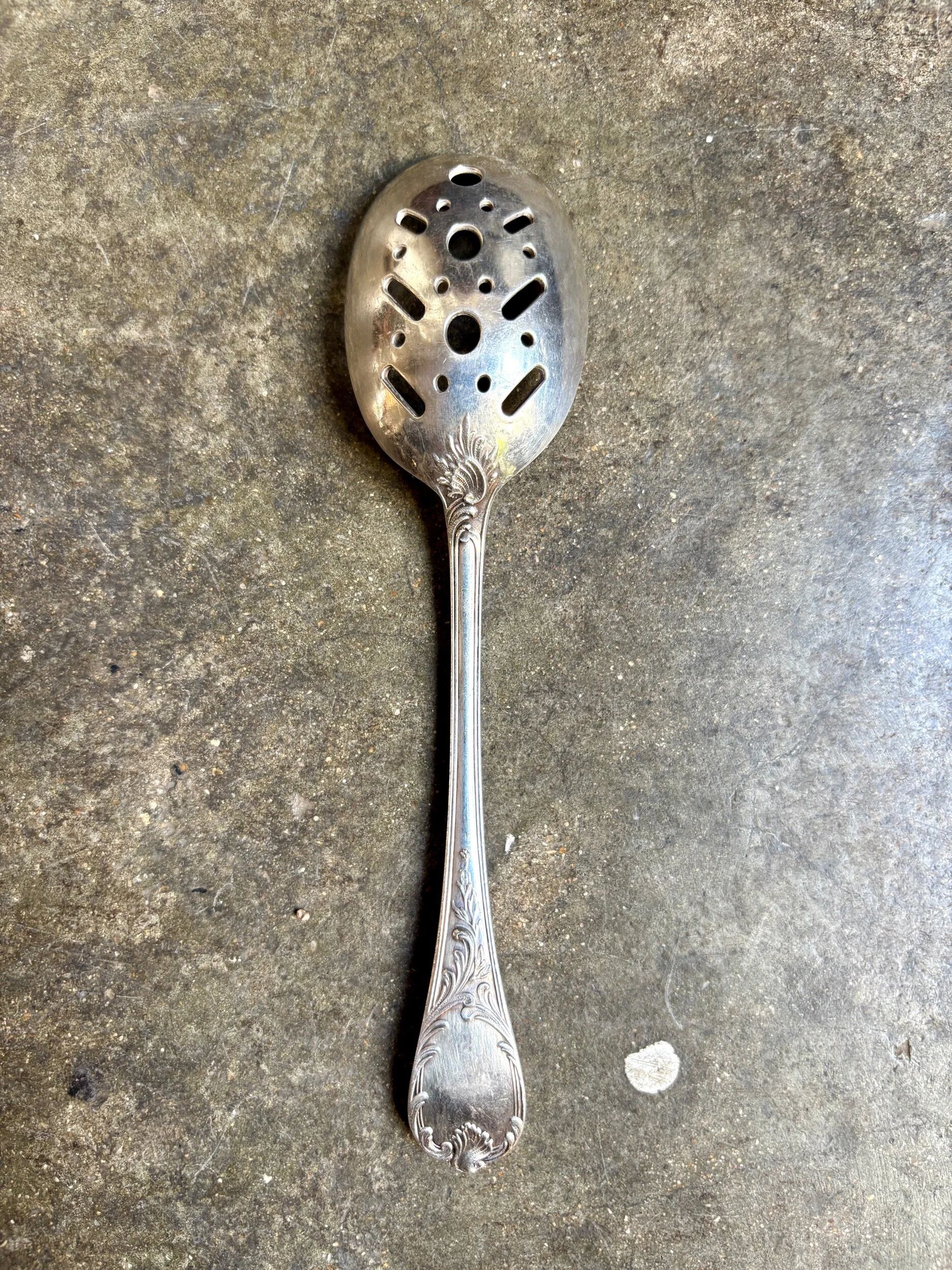 Cuillère de service ajourée Christofle en métal argenté