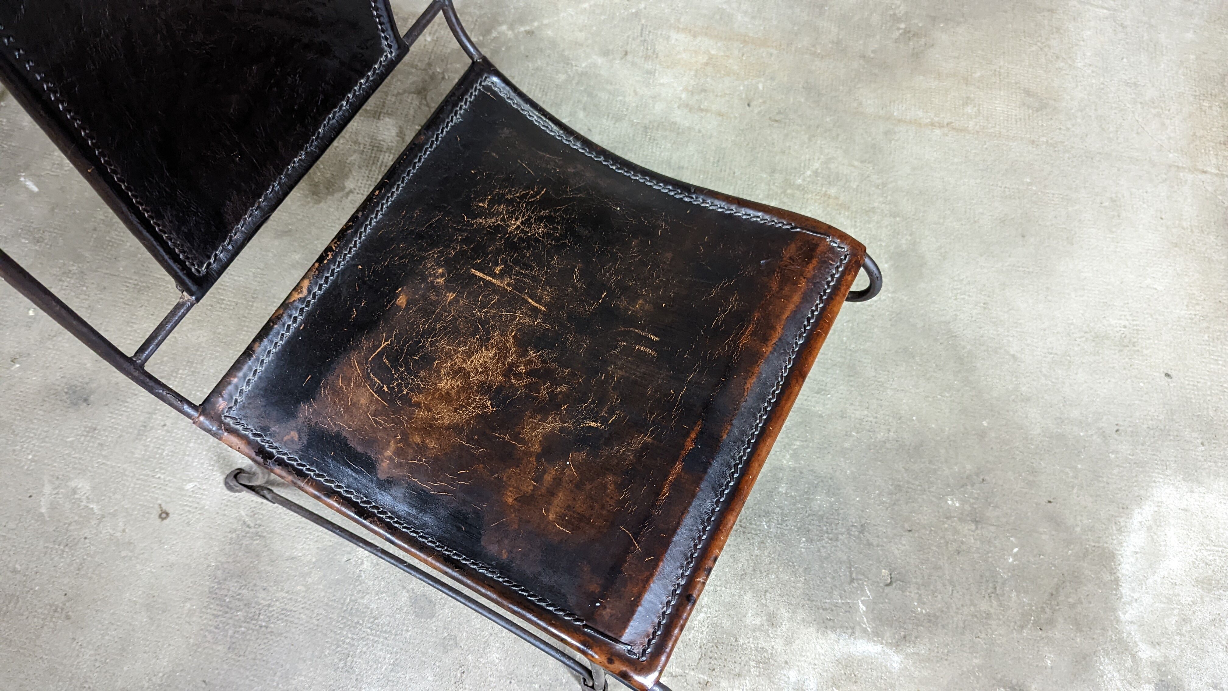 4 wrought iron armchairs