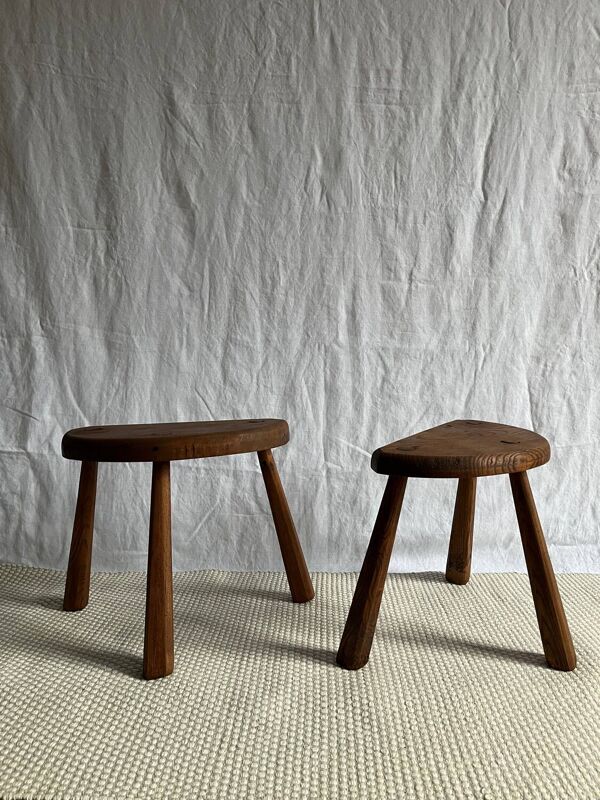 Tabourets de traite brutalistes