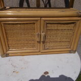 Wall or standing rattan shelf