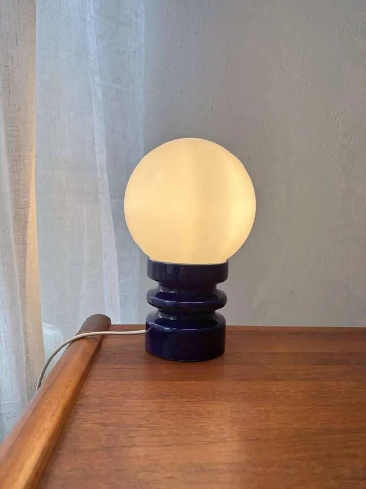 Dümler & Breiden table lamp from the 1970s, ceramic.