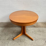 Baumann oval table