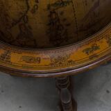 Bar globe maps rolling world