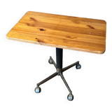 Rolling table