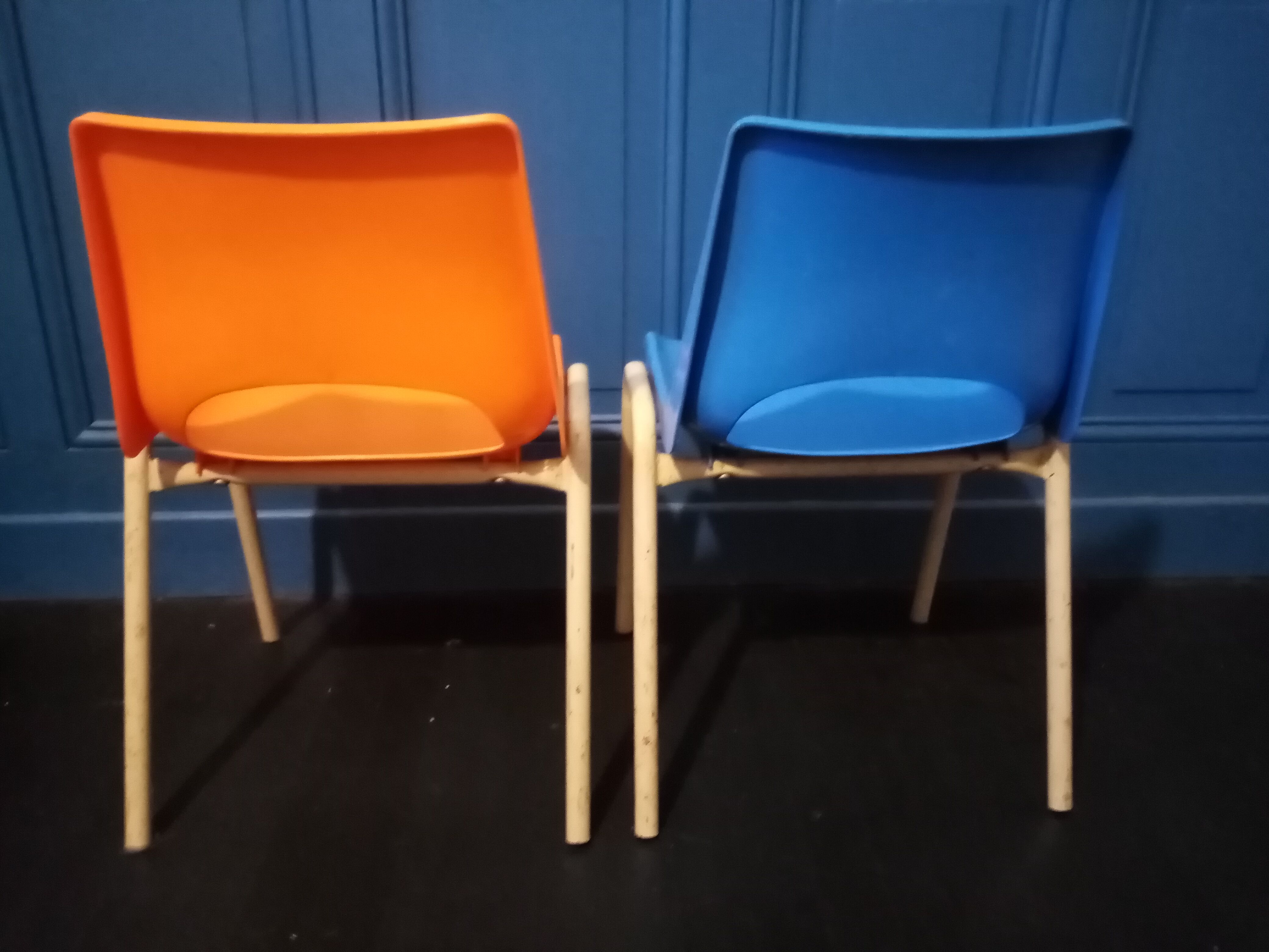 2 vintage chairs