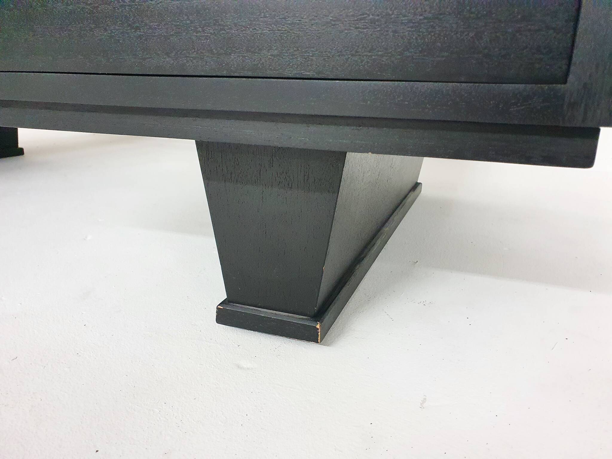 Bureau exécutif en bois noir, années 1960