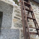 Castle bookcase stool