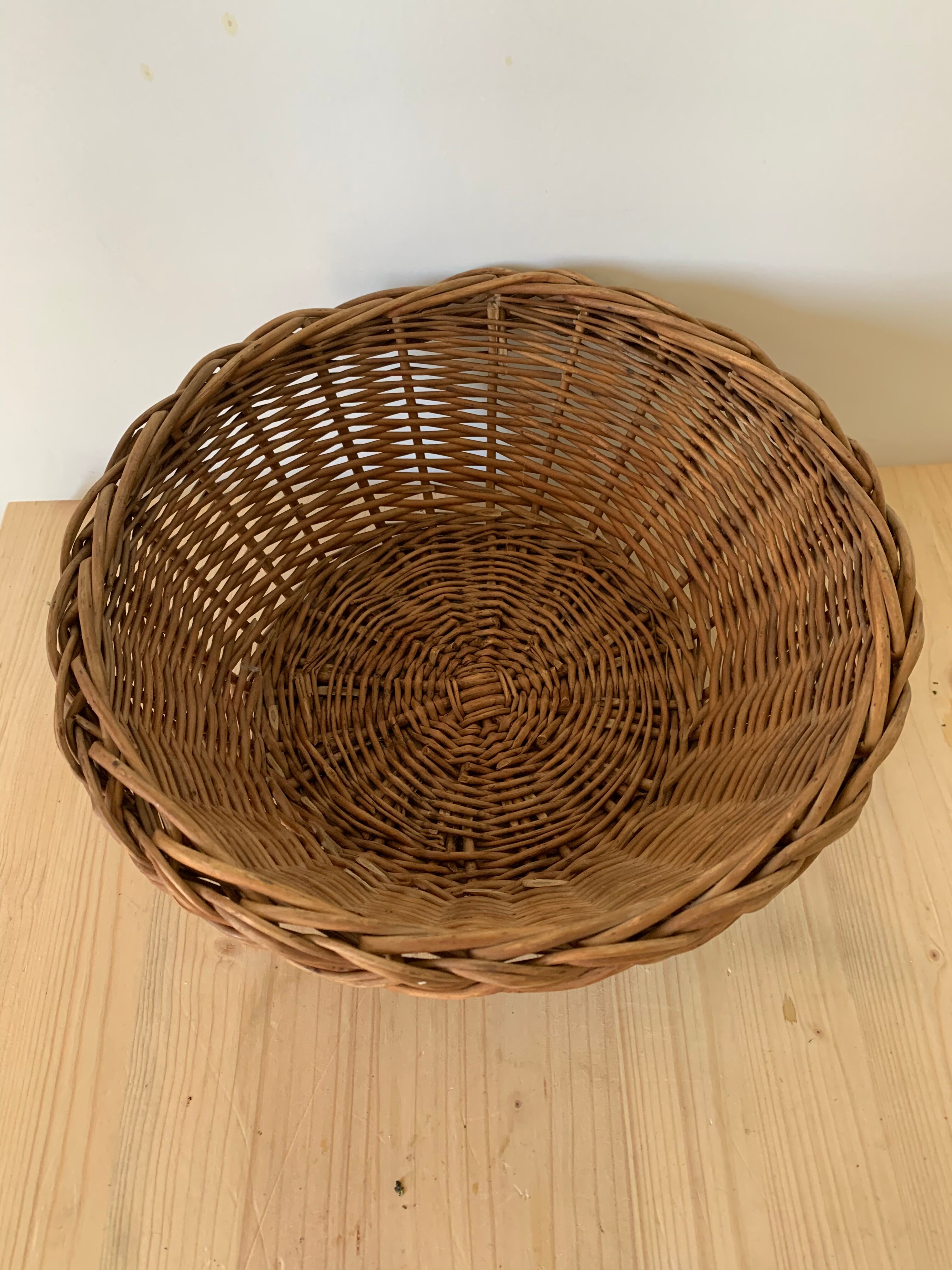 Corbeille ancienne