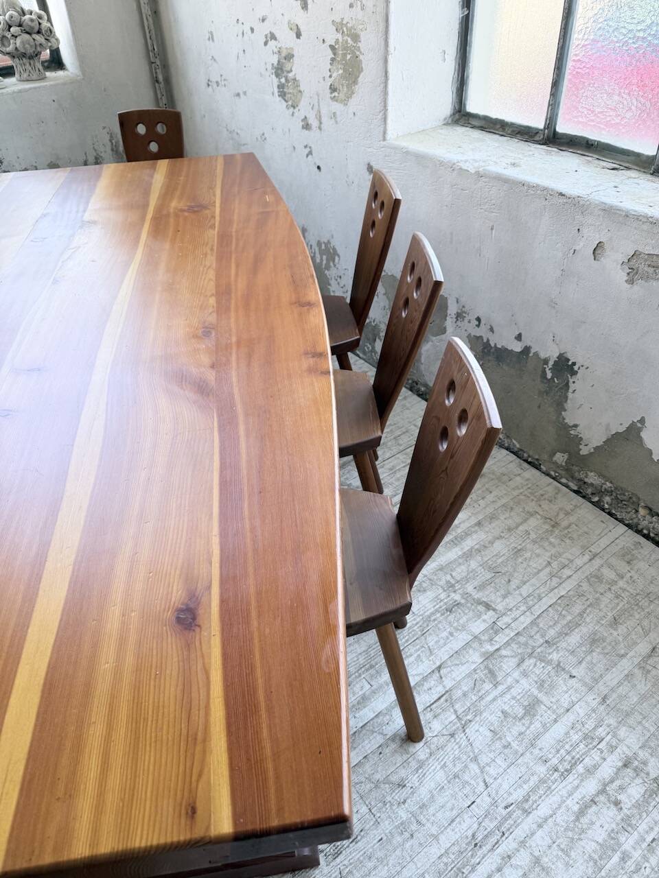 Mountain furniture set with table and 8 chairs Malmvall.