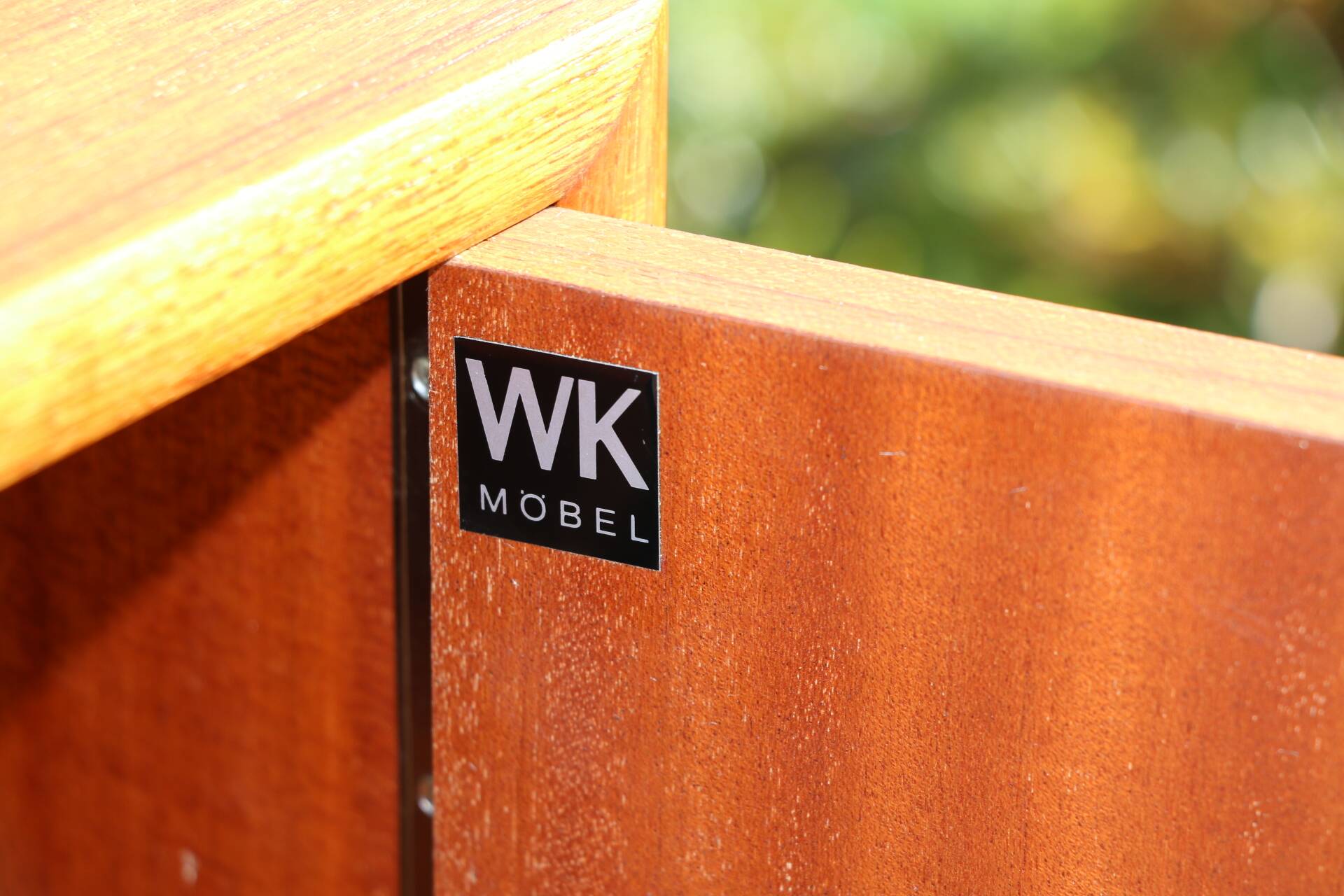 WK Mobel 2-door dresser console cabinet