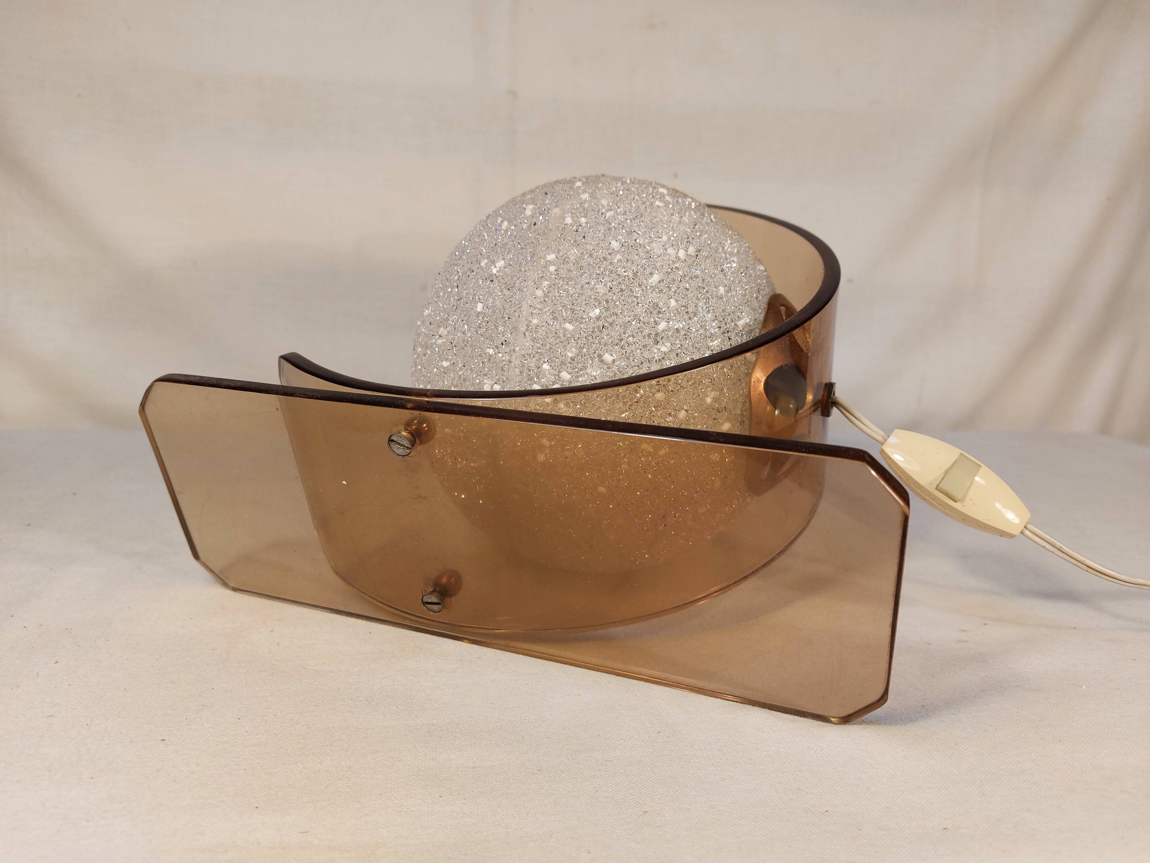 Vintage table lamp in plexiglass and Perspex