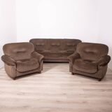 Living room sofa and pair of vintage armchairs from the 70s in italian design fabric