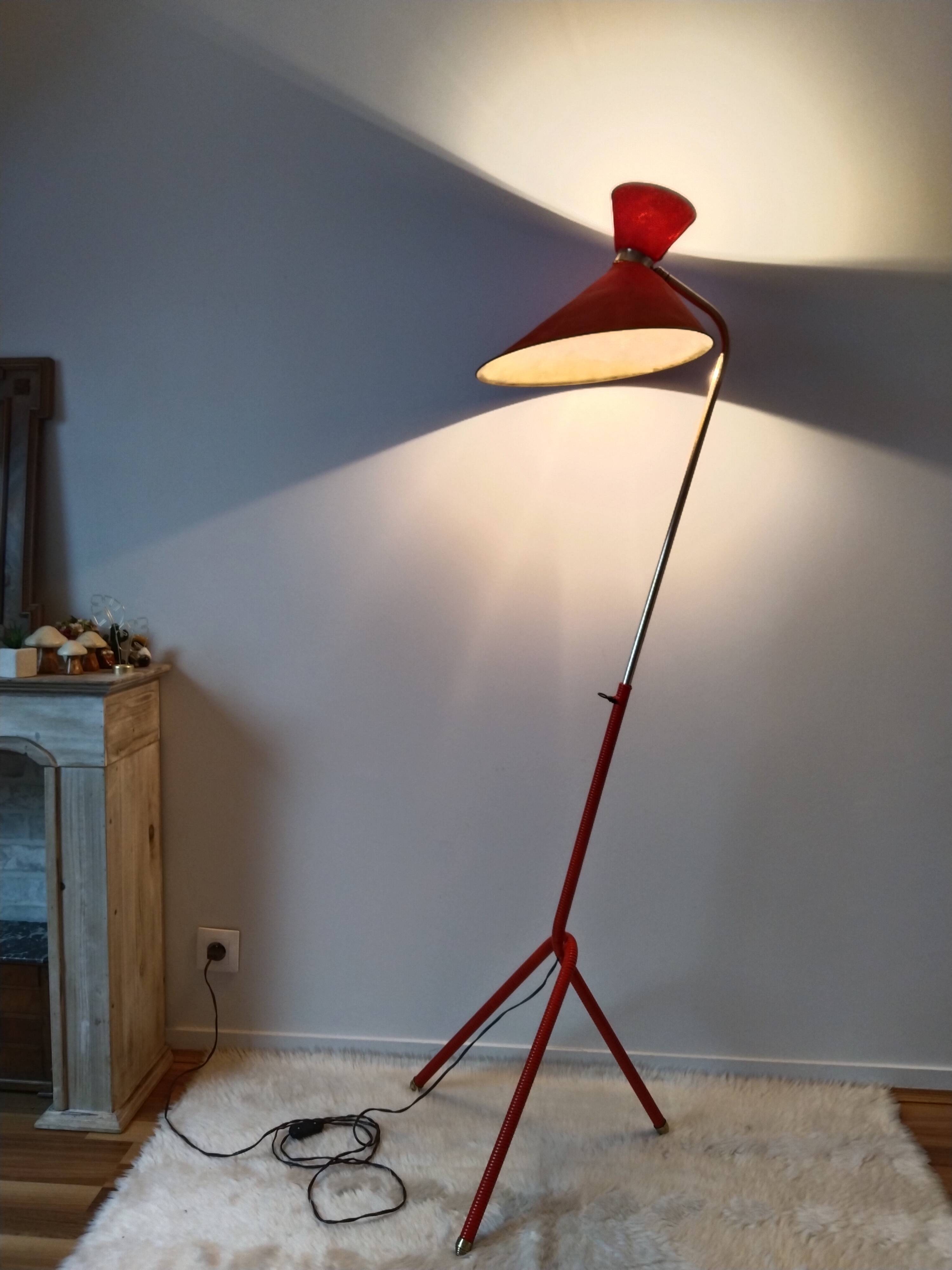 Scoubidou tripod floor lamp, Lunel style diabolo lampshade, 1950s