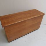 Vintage chest