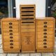 Trio vintage d’armoires en bois de pin allemand