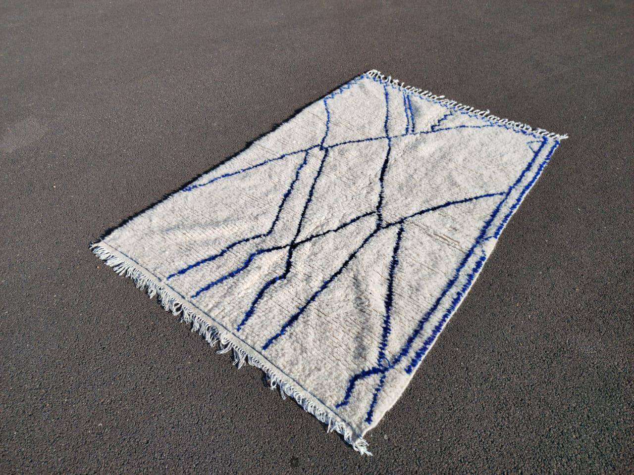Authentic Berber rug in pure wool 3x2 m