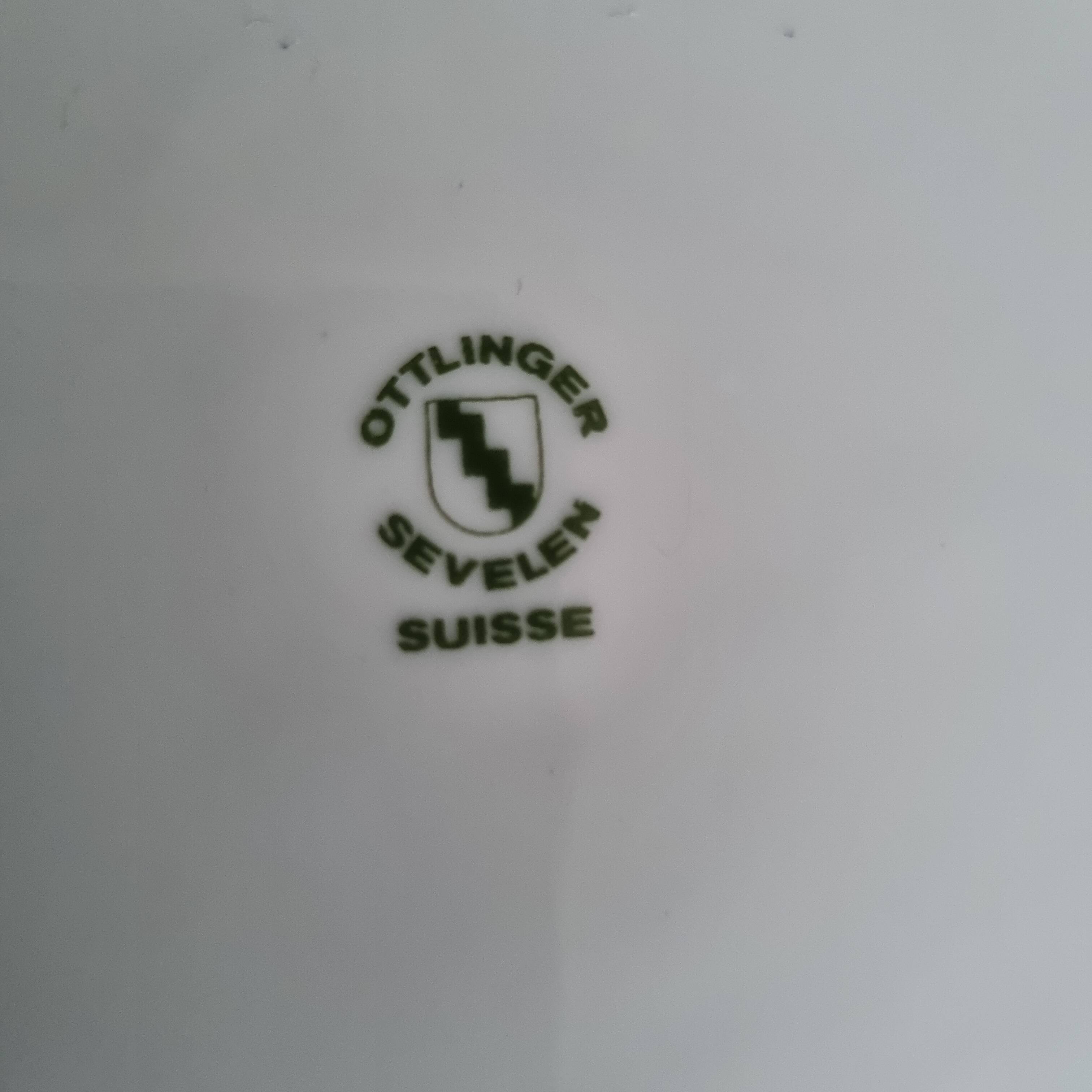 Porcelain cat decorative plates