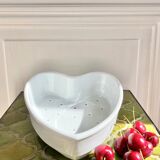 Heart-shaped fruit drainer dish