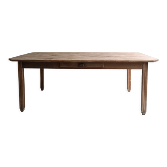 Farmhouse table