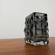 Brutalist bubble glass block vase by Josef Schott for Smålandshyttan, mid-century, 1960s.