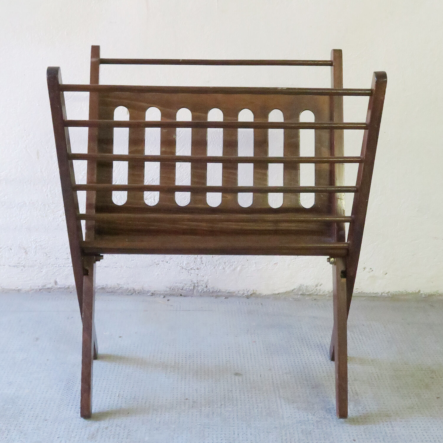 Scandinavian magazine holder by Cees Braakman