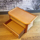 Meuble d'appoint vintage en rotin